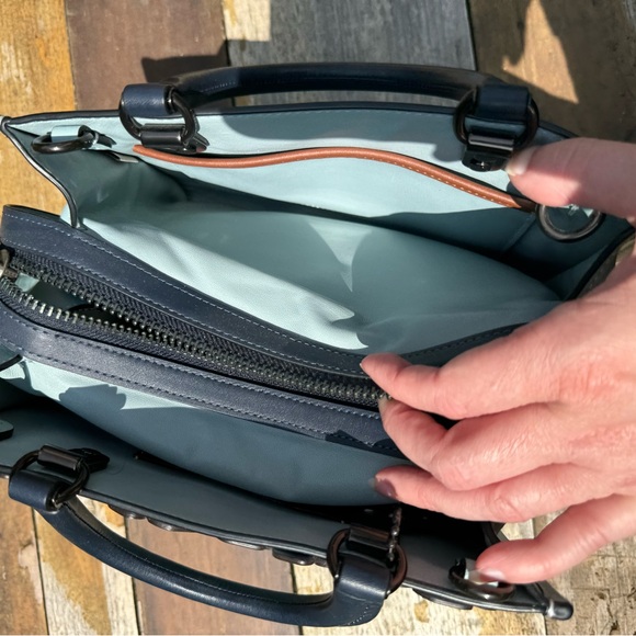 Coach Rogue 25 with Tea Rose in blue/green - Picture 12 of 16